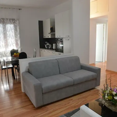 Lejlighed I Lufthavn På 60 M². Soveværelser: 2. Private Badeværelser: 1.