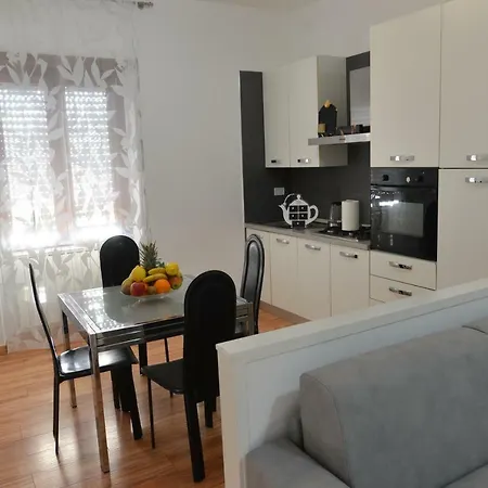 Di 60 M² Con 2 *