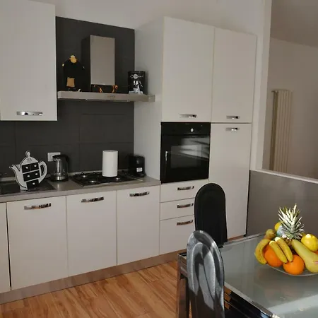 I Lufthavn På 60 M². Soveværelser: 2. Private Badeværelser: 1. Lejlighed