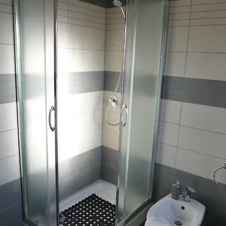 Di 60 M² Con 2 Appartamento *